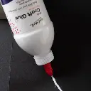 mont-marte-craft-glue-signature-500g-macr0039_v01-in-use-3.webp