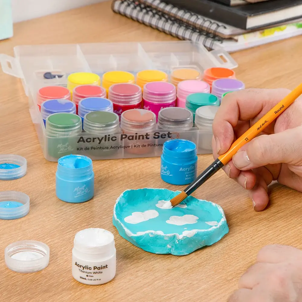 Mont-Marte-Acrylic-Paint-Set-Signature-24-pc-20-ml-0.67-US-fl-oz-MSCH2420_V01-Use.webp