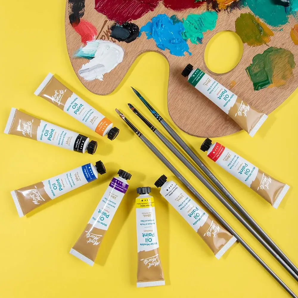 Mont-Marte-Mixable-Oil-Paint-Intro-Set-Premium-8pc-MPOW8181_Lifestyle2.webp